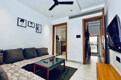 Image de Fantastic 5-bedroom building with penthouse in peaceful Indore