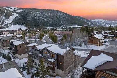Image de Sanctuary luxury townhome Private Hot Tub with Amazing Views Deluxe