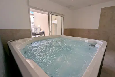Image de Maison avec climatisation au cœur du village - 6 pers.
