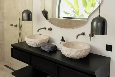 Image de Lush 4br, 100 meters from ocean