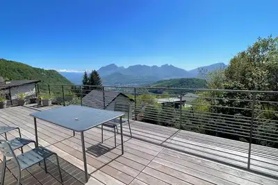 Image de Villa familiale avec vue panoramique et jardin sur les hauteurs de Chambéry
