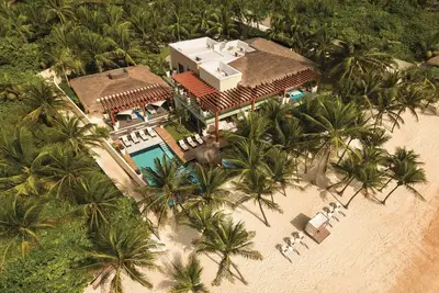 Image de Villa Esmeralda - Luxury Beachfront Escape