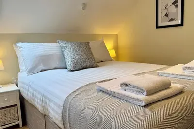 Image de Cosy Central Apartment Sleeps 4 - Worcester
