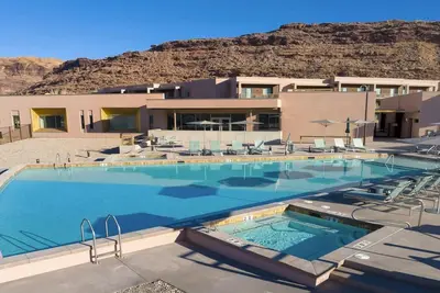 Image de Moab Adventure Stay Near Arches with Pool & Spacious 2br Resort Suite
