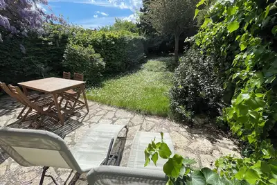 Image de Maison au calme proche de Paris, idéale pour les familles