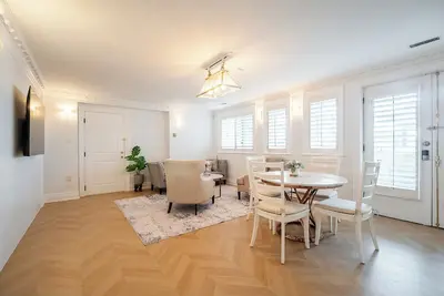 Image de Lakefront Retreat 10 min from Downtown Toronto