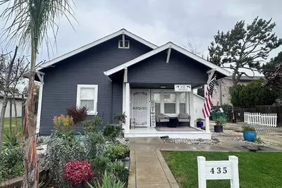 Image de Quaint 2-bedroom cottage in charming Lodi