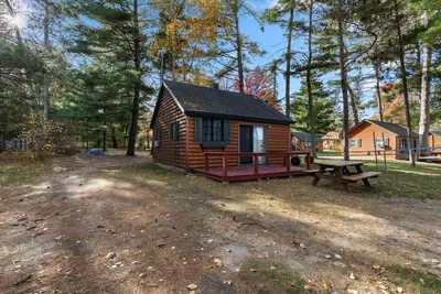 Cabin #4 - Half Moon Resort