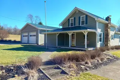 Image de Peaceful 2 Acre Farmhouse : Family Friendly
