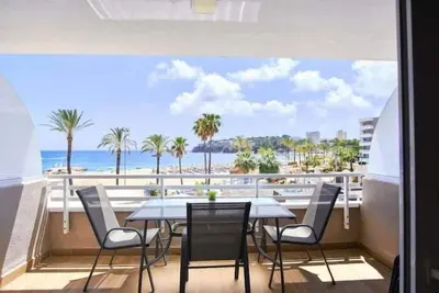Image de Elegant beachfront apartment in Magaluf