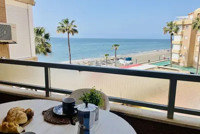 Image de Gold Mencía par At Home Costa del Sol