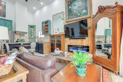 Image de 2 Mi to St Lucie Access! Stuart Getaway w/ Patio