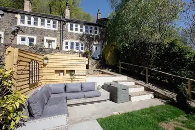 Image de Beautiful Yorkshire Cottage in Honley Village