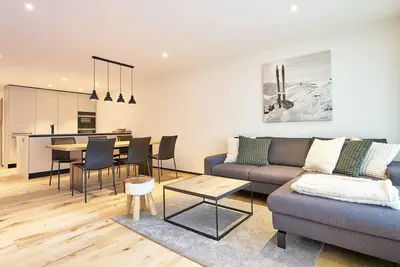 Image de Carlton am Park A04 Appartement/Fewo, Dusche oder Bad, Wc 3 1/2-Zimmerwohnung by Interhome