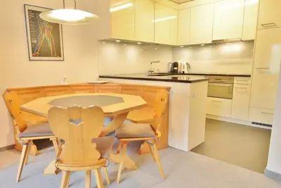Image de Jasmin 202 2½-Zimmerwohnung by Interhome