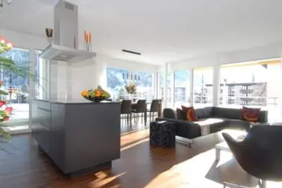 Image de Am Sportweg 10 Appartement/Fewo, Dusche oder Bad, Wc 5½-Zimmerwohnung by Interhome