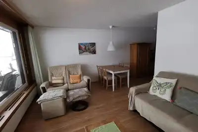 Image de Talstrasse 57b Nr 1 2 1/2 -Zimmerwohnung by Interhome
