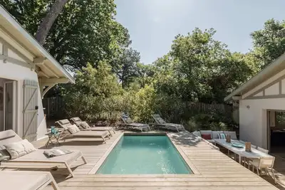 Image de Charmante villa proche plage - Quartier de la Coorniche