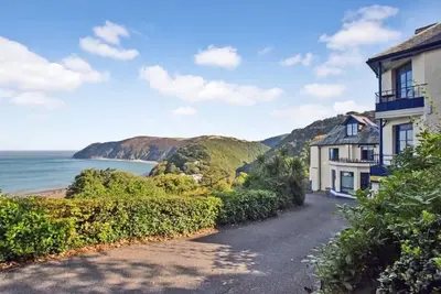 Image de Lynton, Devon, 2 Bed 2 Bath Penthouse Apartment, amazing views over Lynmouth Bay