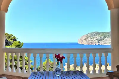 Image de Villa Ca Tothom con vistas al mar Camp de Mar para 8 personas (4 habitaciones) by Interhome