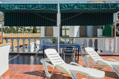 Image de \"Córdoba\" mit Gemeinschaftspool und fantastischer Aussicht in einem andalusisch by Interhome