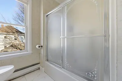 Image de Tremendous 3-bedroom apartment in Attleboro
