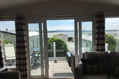Image de Iris Lodge, 3 bedroom, dogs stay free at Rockley Park, Poole Harbour, Dorset