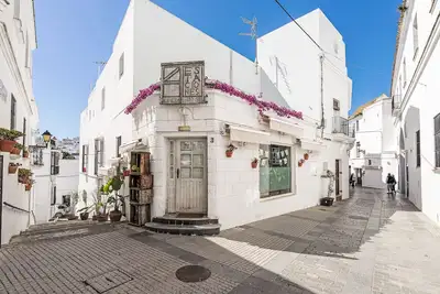 Image de Wohnung mit großer Dachterrasse in Vejer by Interhome