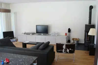 Image de Herti Park (Di) 5½-Zimmerwohnung by Interhome