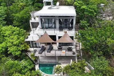 Image de Private Villa with spectacular ocean views and beaches close by