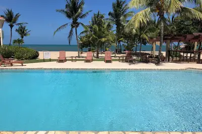 Beachfront Combo Villas-Pool Garden Sea Views