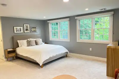 Image de Charming 1-bedroom apartment on a quiet street, one mile from Princeton campus