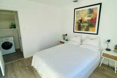 Image de Tifany blue door cotage with Ac in Phoenix E