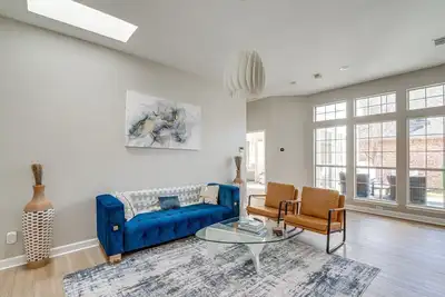 Image de Pleasant 4-bedroom house with Ac in charming Richardson