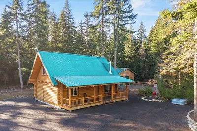 Image de Modern Log Cabin w/ Private Fire Pit – Mins to Lake Kachess & Snoqualmie Pass