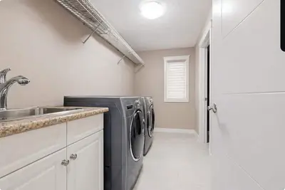 Image de Luxury 4br Retreat | 3. 5 Baths | A/C | Fireplace & Patio