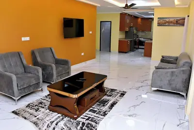Image de Charming large 2-bedroom apartment with Ac in vibrant Osu-Accra