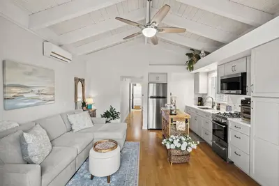 Image de Charming Capo Beach Cottage Near Dana Point Harbor & Beaches