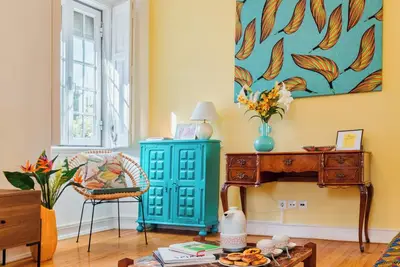 Image de Casa Amarela de Sintra for family holidays at the historical Sintra.