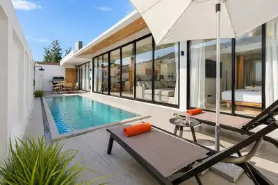 Image de Seaside New 3br Pool Villa 2 Min Walk to Bangtao Beach, Villa Belplaya Phuket