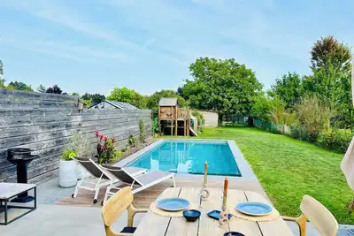 Image de Grande maison familiale, piscine chauffée et sécurisée, proche Bruxelles