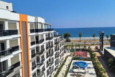 Image de Cozy 2-bedroom apartment in Finike with a sea view, pool, sauna and gym