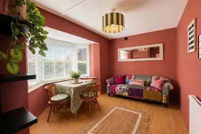 Image de Stylish flat just moments from the station and the magical New Forest
