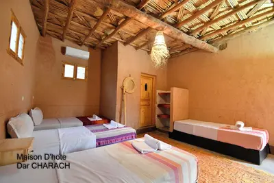 Image de chambre dans une ferme avec terrasse