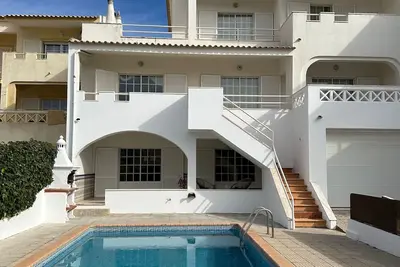 Image de Branda Villa - Piscine à 10 min à pied de la plage, en plein cœur d'Albufeira.