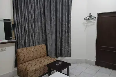 Image de Lovely 7-bedroom lodge in Bahawalpur perfect for group getaways