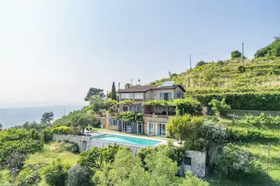 Image de Villa with seaview swimmingpool