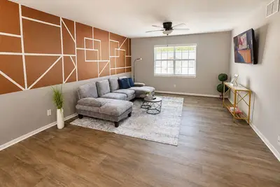 Olive & Elm Hoover | Cozy Modern Escape