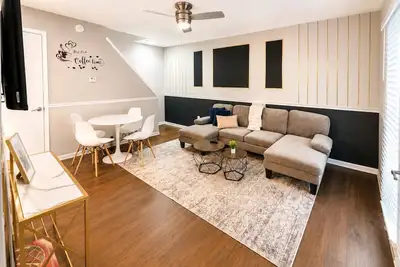 Image de Luna Loft Hoover | Modern 2 Bedroom Stay