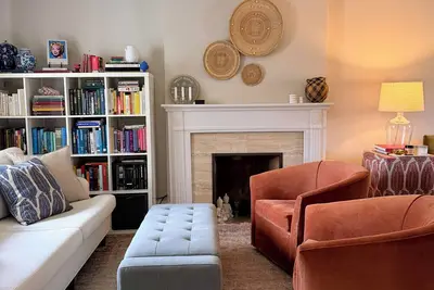 Image de Warm & Stylish Homestay Near Waterfront Trails + Fifa Stadium & Ontario Place